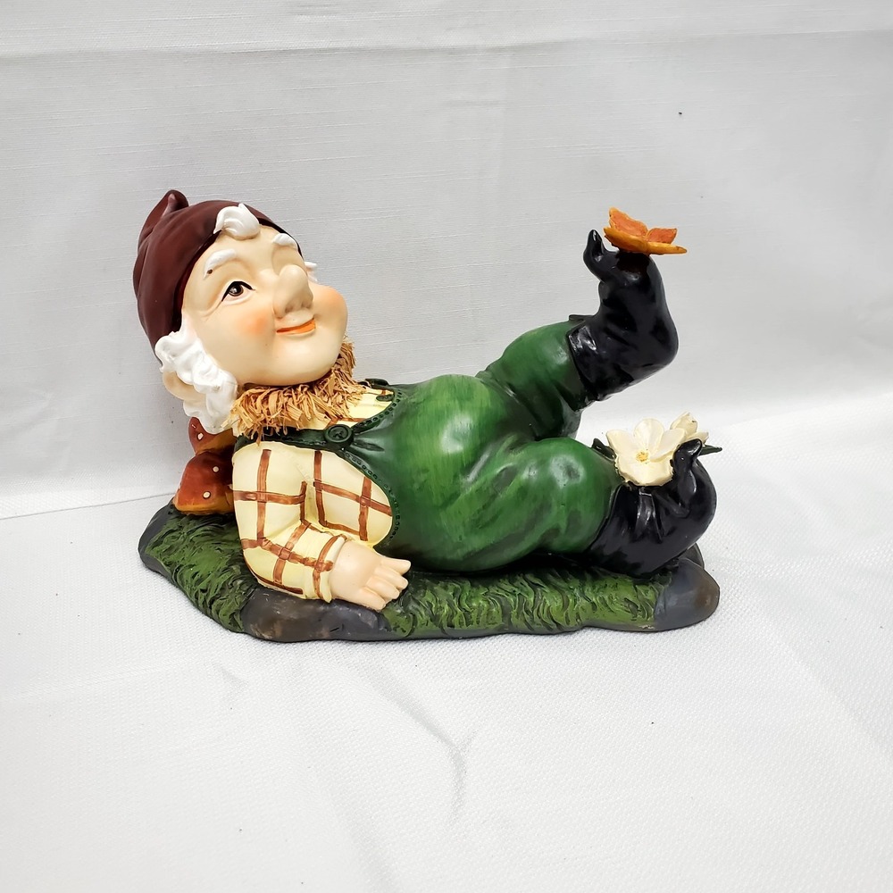 Garden Gnome Statue, Funny Playful Gnome Figurine Resin Sculpture-Home & Garden